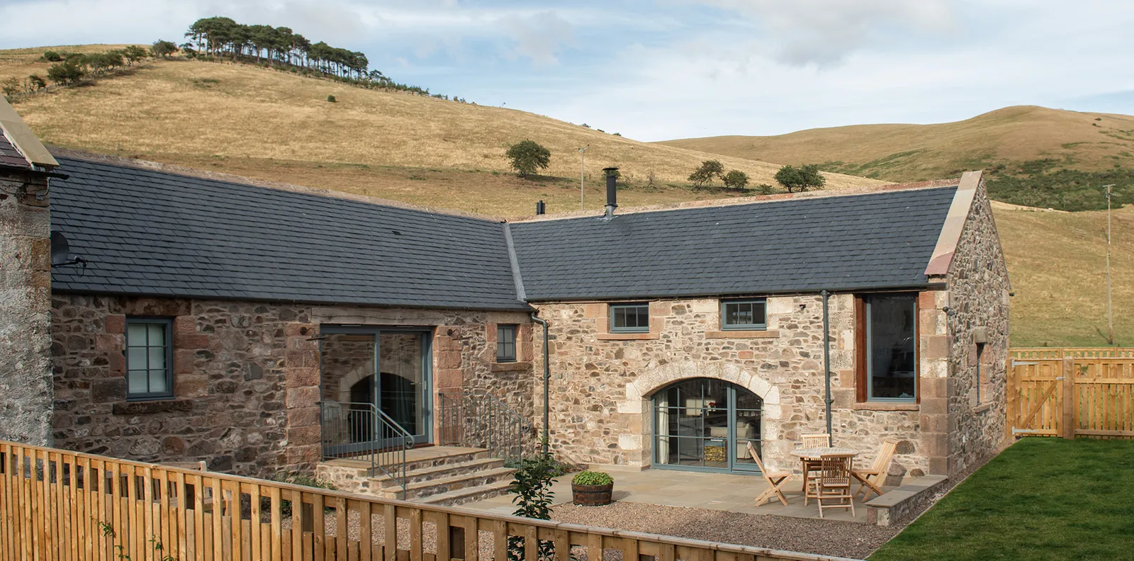 Northumberland-Holiday-Cottages-Wild-Plum-The-Byre-1900px-x-950px